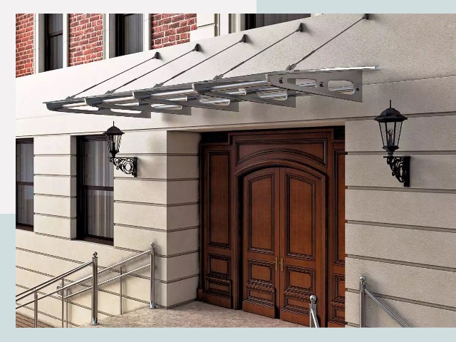 Металлические козырьки от 616 руб. в Азнакаево